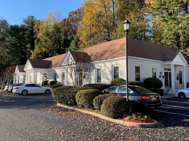 Primary Photo Of 1770 Old Spring House Ln, Atlanta Office For Lease