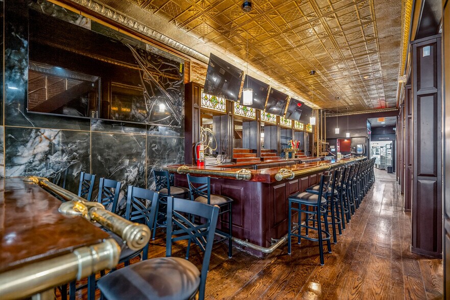 More Photos Of 26 N Main St, Waterbury Storefront Retail Office For Sale