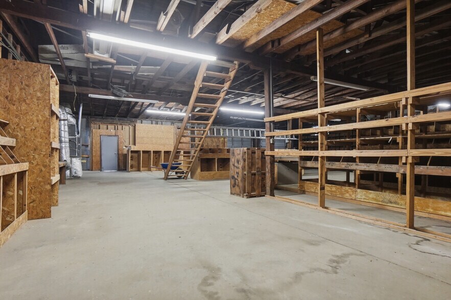 More Photos Of 401 Hodges Ave, Albany Industrial For Sale