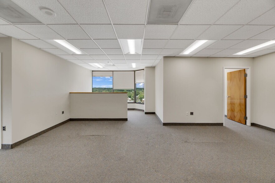 More Photos Of 312 Marshall Ave, Laurel Office For Lease