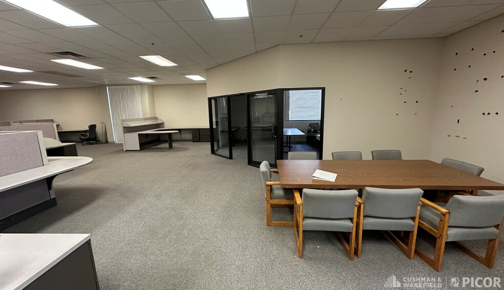 More Photos Of 451 N Bonita Ave, Tucson Warehouse For Sale