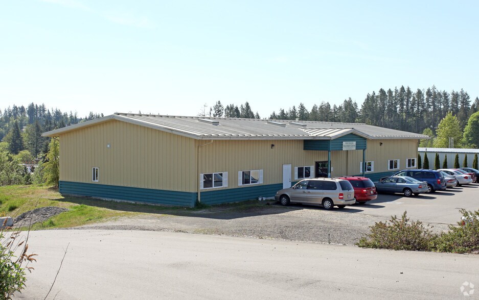 More Photos Of 1415 Lumsden Rd, Port Orchard Warehouse For Sale