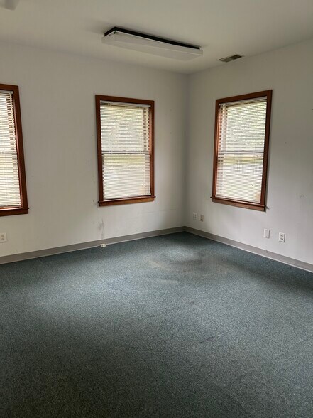 More Photos Of 83 Chestnut Rd, Paoli Office For Lease