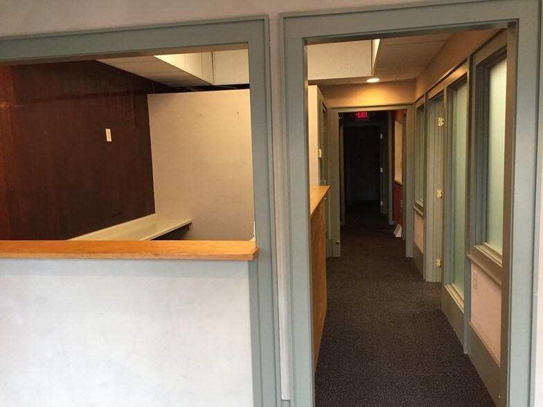 More Photos Of 109-111 E Milwaukee St, Jefferson Storefront Retail Residential For Sale