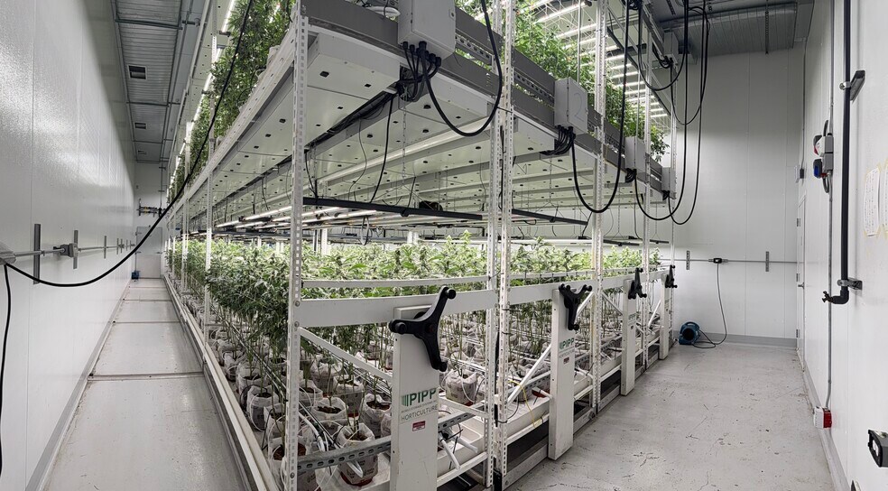 More Photos Of 1155 Harkins Rd, Salinas Warehouse For Sale