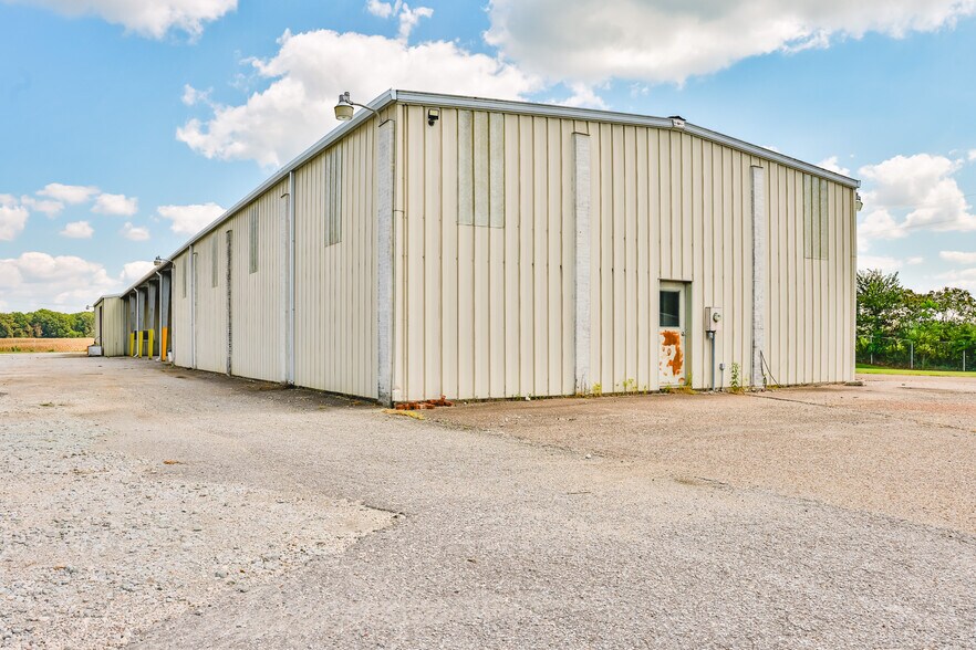 More Photos Of 397 Old Salem Rd, Martin Industrial For Sale