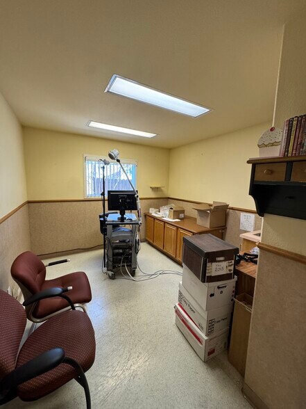 More Photos Of 1190 Ryland St, Reno Medical For Lease