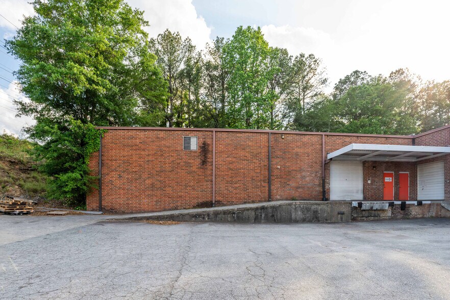 More Photos Of 3565 McCall Pl, Doraville Distribution For Lease