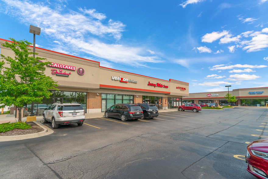 111-127 E Ogden Ave, Naperville, IL 60563 For Lease | Cityfeet.com