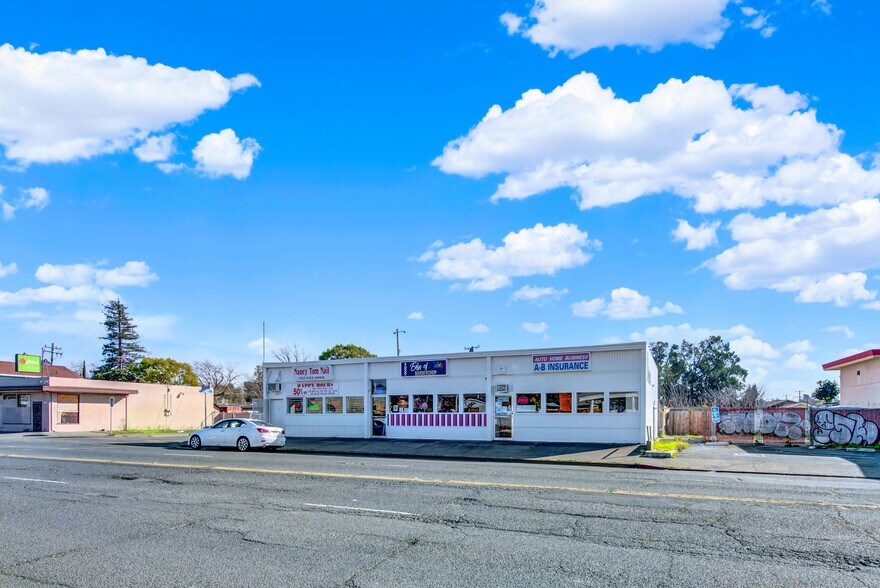 More Photos Of 1727-1731 Springs Rd, Vallejo Freestanding For Sale