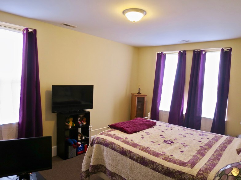 More Photos Of 1210 Main St, Hampstead Apartments For Sale