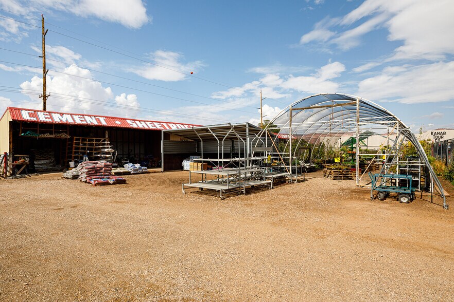 More Photos Of 723 E Highway 89, Kanab Storefront Retail Office For Sale