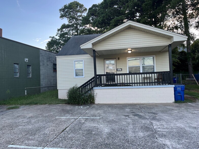 Primary Photo Of 2007 Wake Forest Rd, Raleigh Storefront Retail Office For Lease