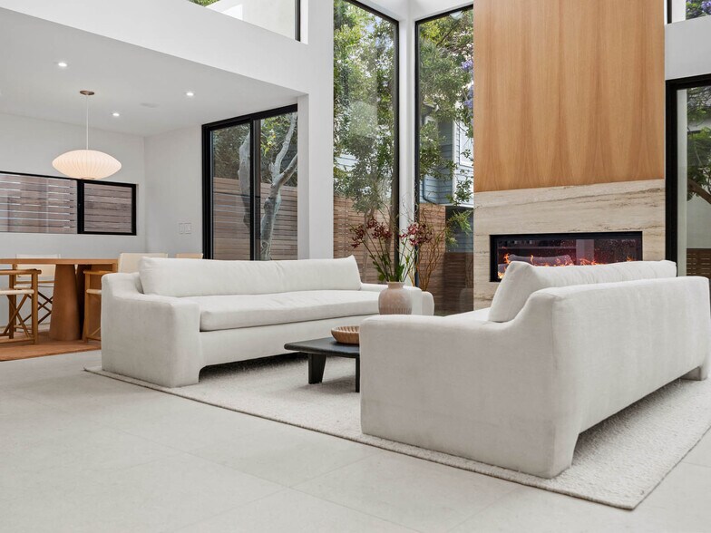 More Photos Of 7372 Fay Ave, La Jolla Multifamily For Sale