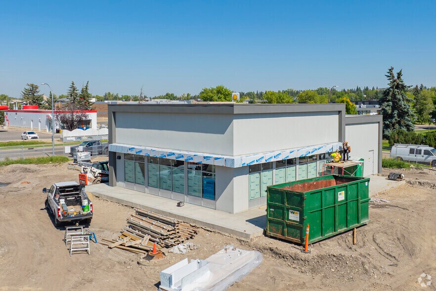 More Photos Of 1133 137th Ave SE, Calgary Fast Food For Sale