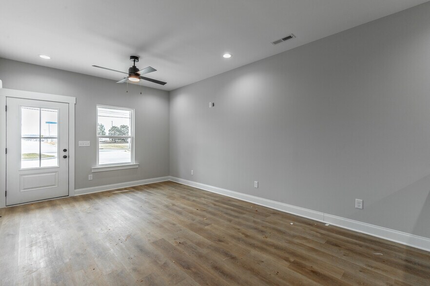More Photos Of 916 Airport Rd, Chattanooga Multifamily For Sale