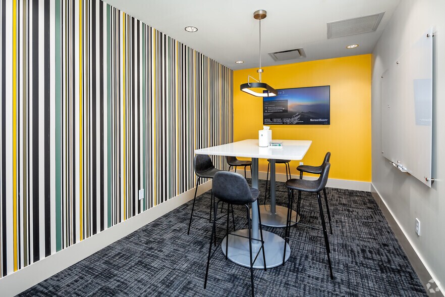 More Photos Of 4324 Mapleshade Ln, Plano Coworking Space