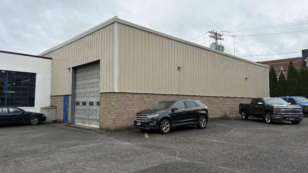 More Photos Of 836 Fairfield Ave, Bridgeport Manufacturing For Sale