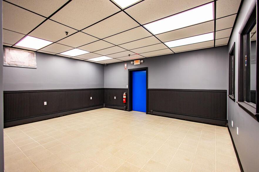 More Photos Of 99 N Main St, High Bridge Freestanding For Lease