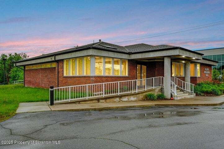 More Photos Of 2603 Stafford Ave, Scranton Office For Sale