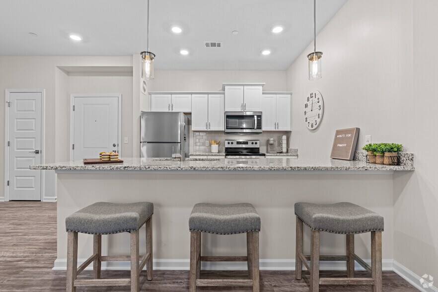 More Photos Of 3061 Godwin Blvd, Suffolk Apartments For Lease