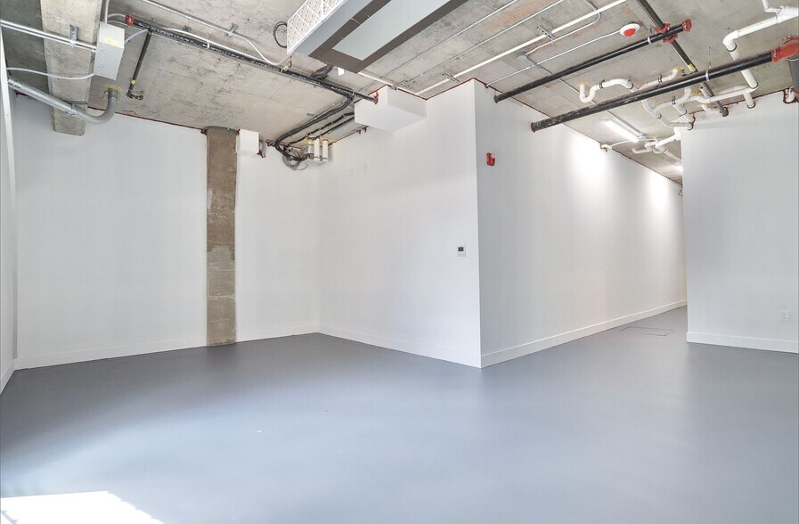 More Photos Of 557 1st St, Hoboken Storefront Retail Residential For Lease