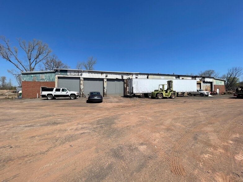 More Photos Of 420 John Fitch Blvd, South Windsor Warehouse For Sale