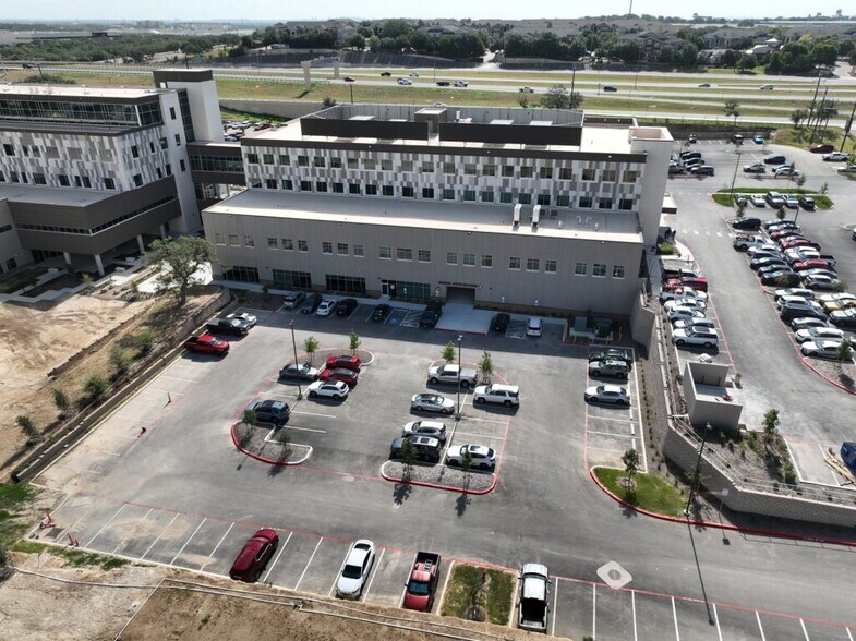 More Photos Of 3011 W Loop 1604 N, San Antonio Medical For Lease