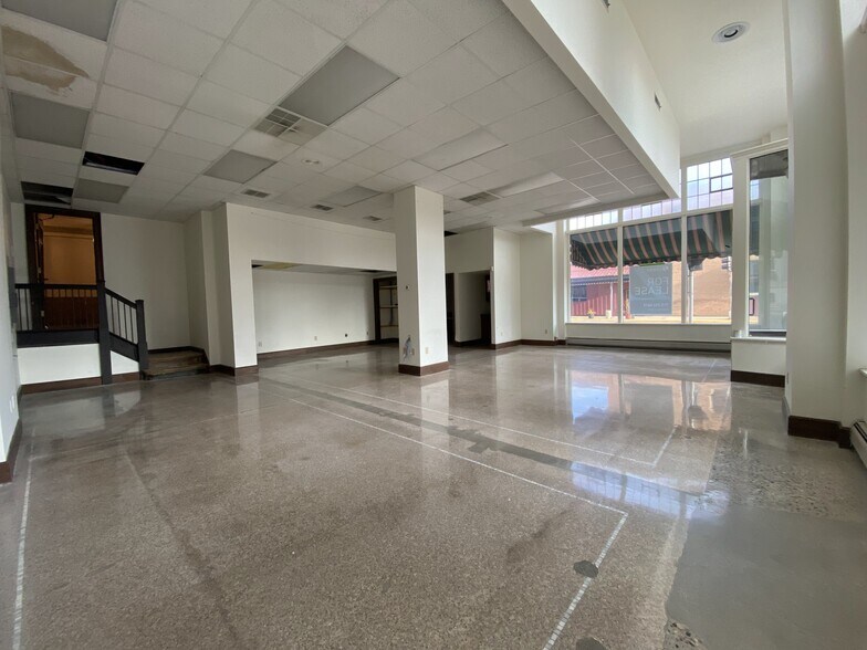 More Photos Of 1408 Strongs Ave, Stevens Point Apartments For Lease