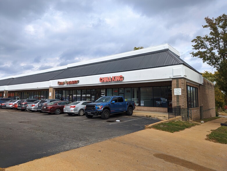 Primary Photo Of 3934-3956 S Broadway, Saint Louis Storefront For Lease