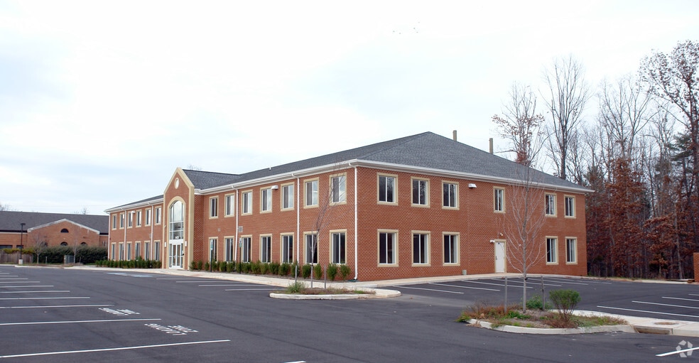 More Photos Of 9420 Forestwood Ln, Manassas Medical For Sale