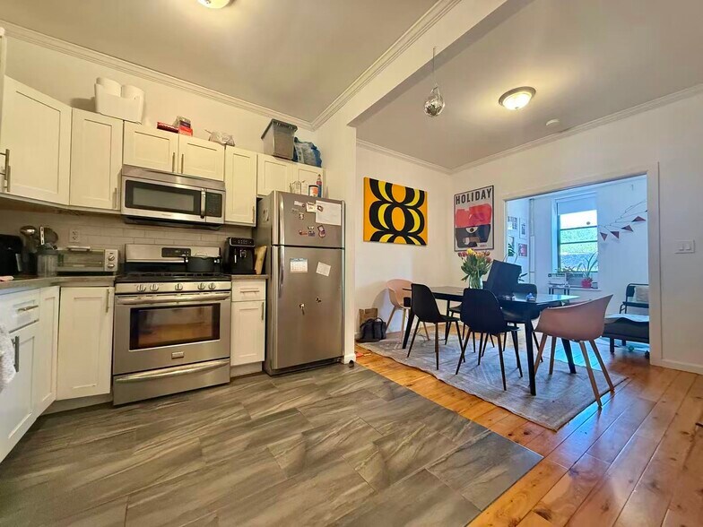 More Photos Of 400 5th Ave, Brooklyn Apartments For Sale