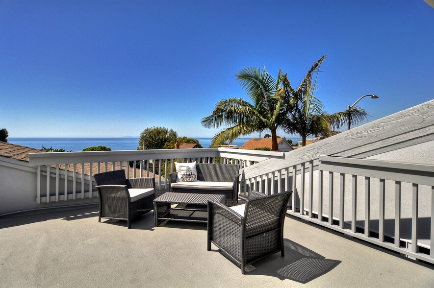 More Photos Of 31706 S Coast Hwy, Laguna Beach Office For Lease