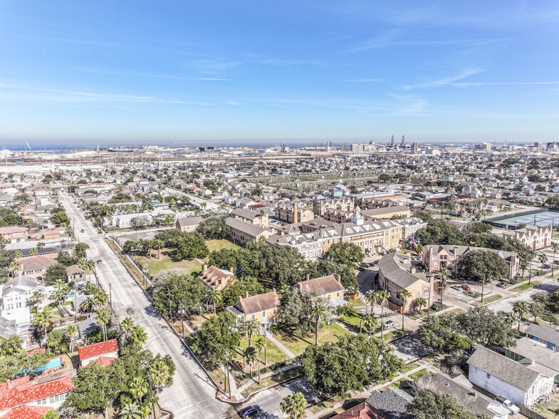 More Photos Of 1424 45th st, Galveston Land For Sale