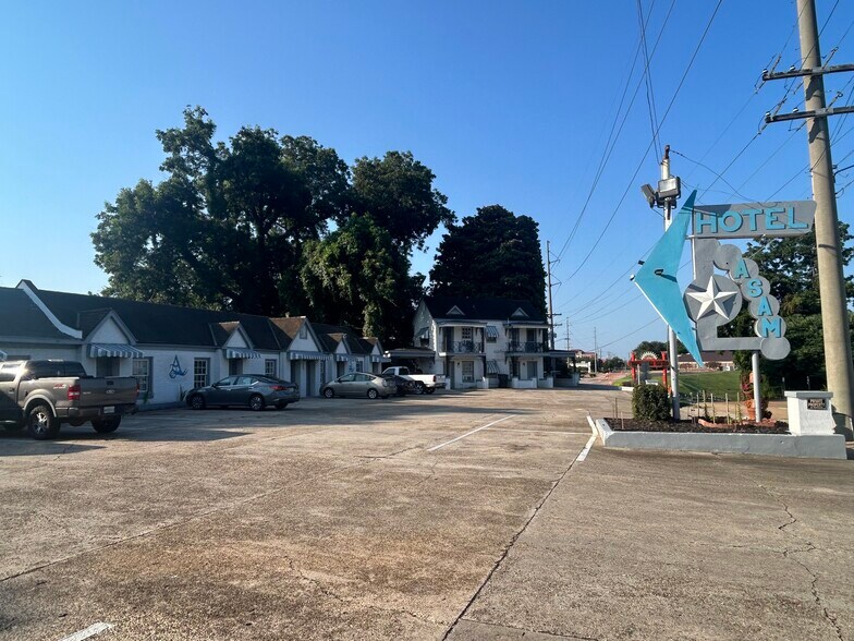 More Photos Of 4041 Washington St, Vicksburg Hotel For Sale
