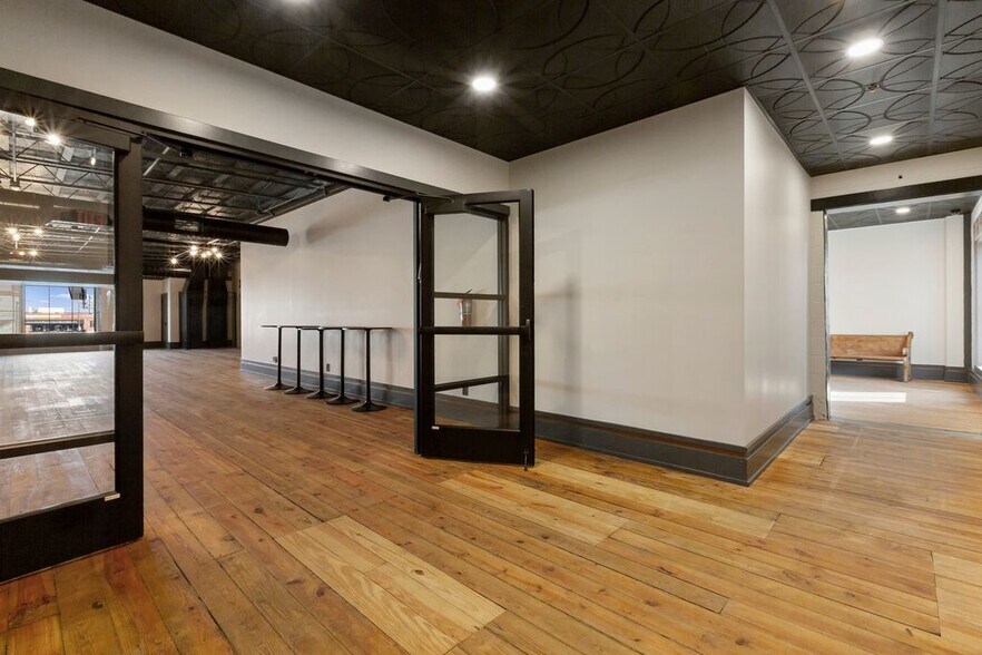 More Photos Of 100 Saint Louis Ave, Seymour Office For Sale