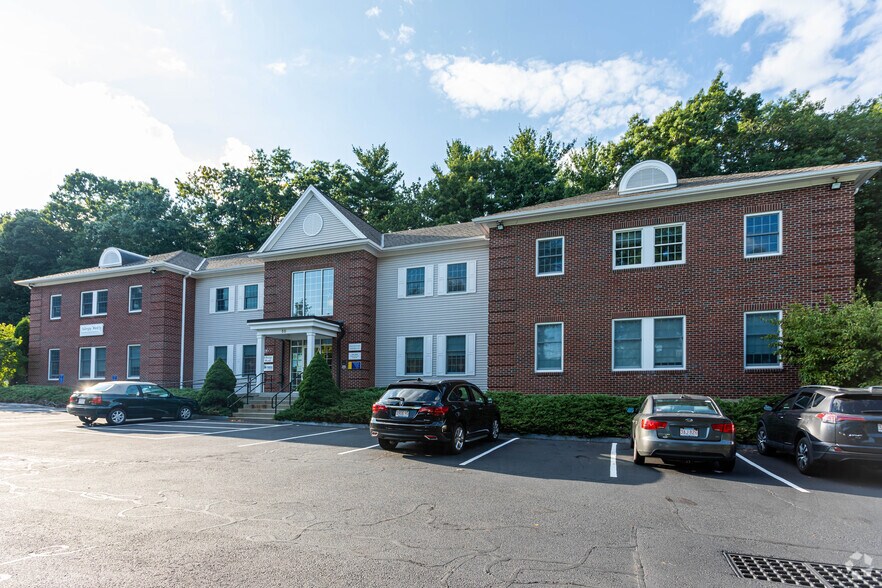 More Photos Of 68 Tadmuck Rd, Westford Coworking Space