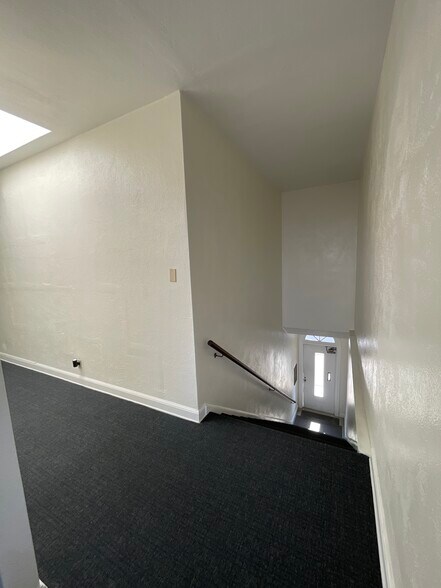More Photos Of 418-420 N Larchmont Blvd, Los Angeles Office For Lease