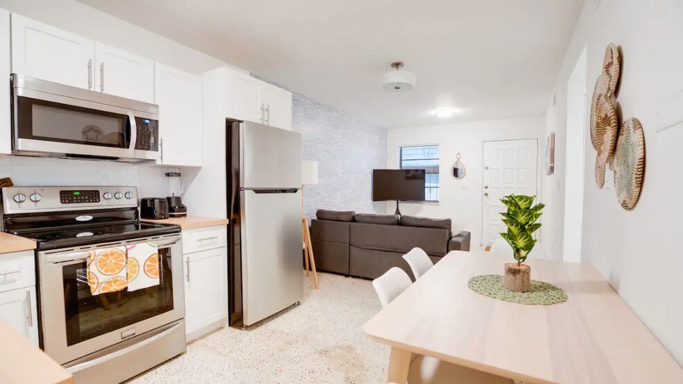 More Photos Of 1645 SW 7th St, Miami Apartments For Sale