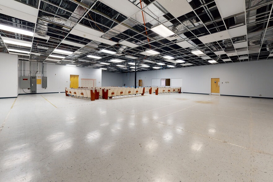 More Photos Of 6790 New Tampa Hwy, Lakeland Unknown For Lease