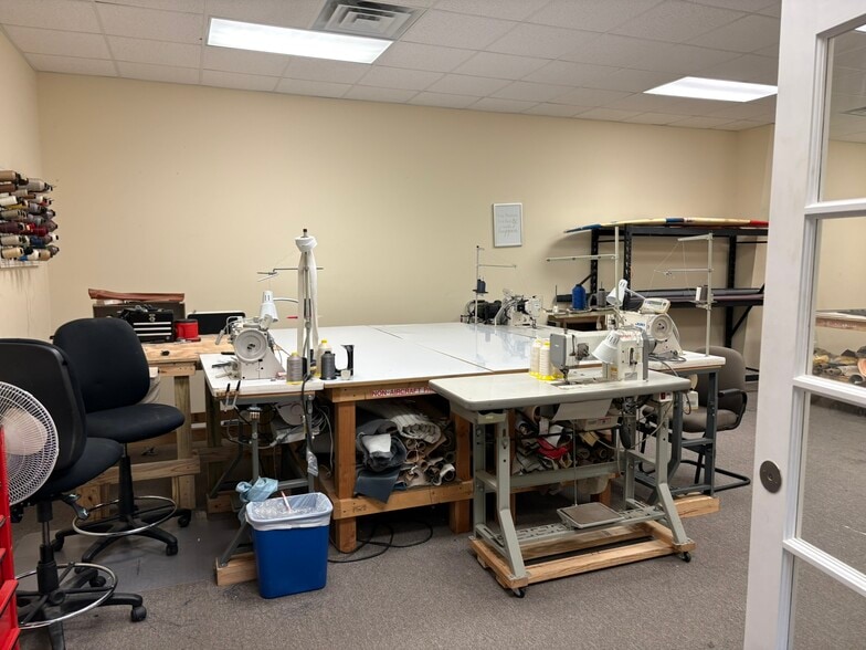 More Photos Of 2760 US Hwy 80, Bloomingdale Freestanding For Sale