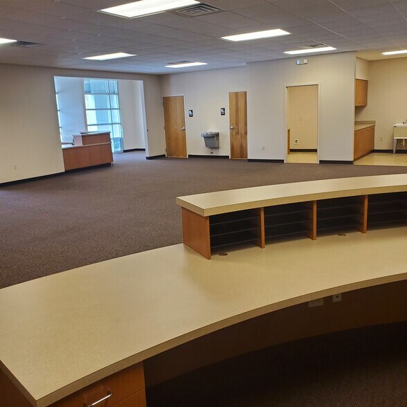 More Photos Of 12591 Sorrento Rd, Perdido Key Medical For Lease