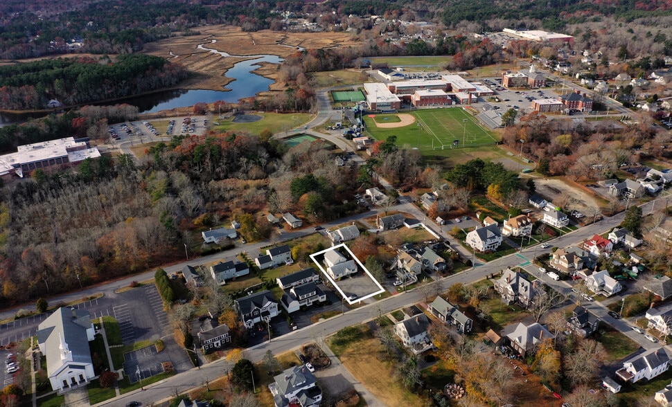 More Photos Of 114 High St, Wareham Office For Sale