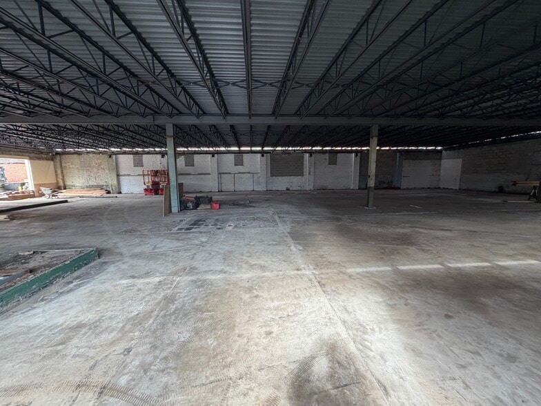 More Photos Of 11034 Clifton Blvd, Cleveland Storefront Retail Office For Lease