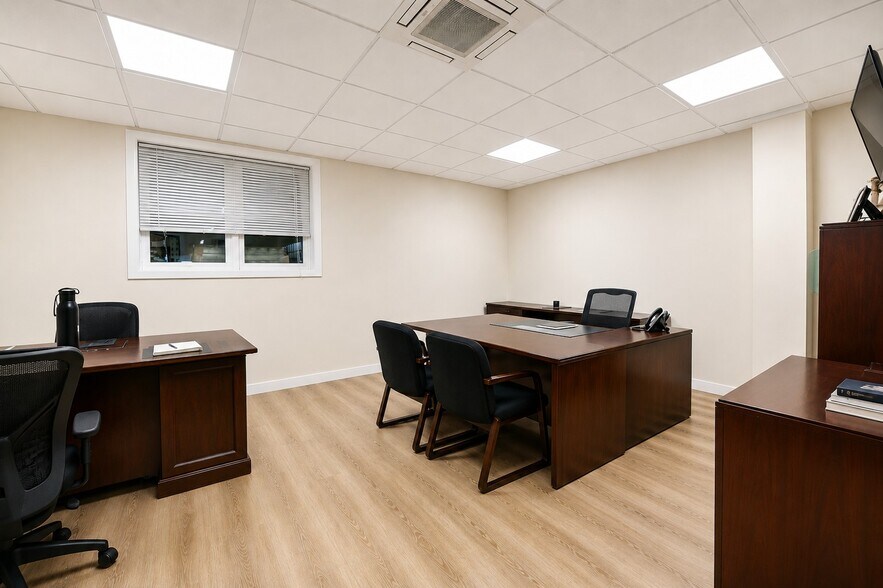 More Photos Of 585 Meserole St, Brooklyn Warehouse For Sale