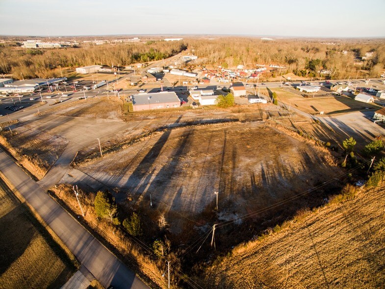 More Photos Of 1900 Highway 46 S, Dickson Land For Sale