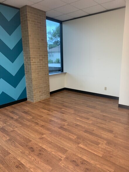 More Photos Of 9300 Jollyville Rd, Austin Office For Lease