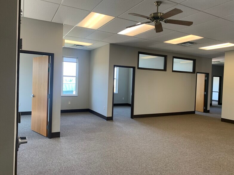 More Photos Of 495 Erlanger Rd, Erlanger Office For Lease