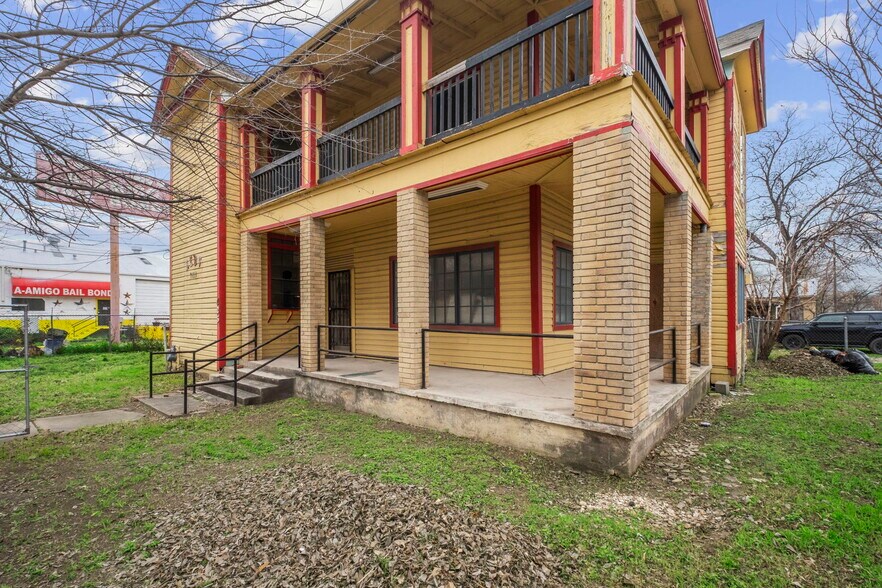 More Photos Of 125 N San Marcos, San Antonio Office Residential For Sale