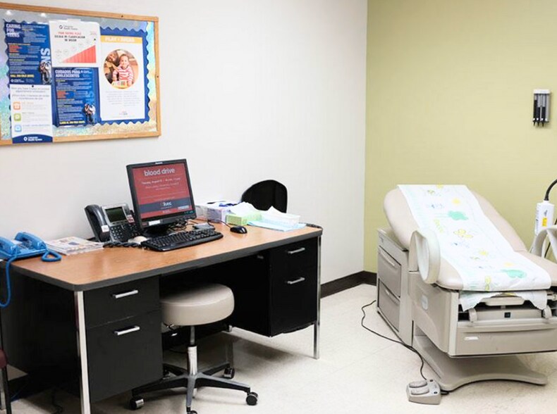 More Photos Of 600 E Amber St, San Antonio Medical For Lease